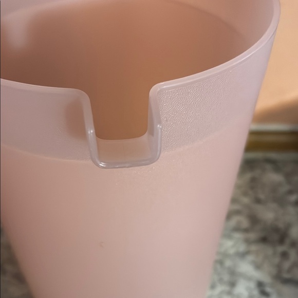 Pink Plastic Pitcher - Picture 5 of 7